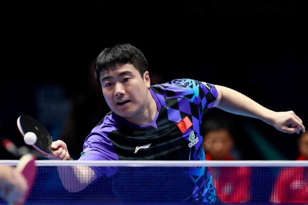 阿尔达伊尔足球传奇全解析从巴西铁卫到世界冠军后防核心成长之路
